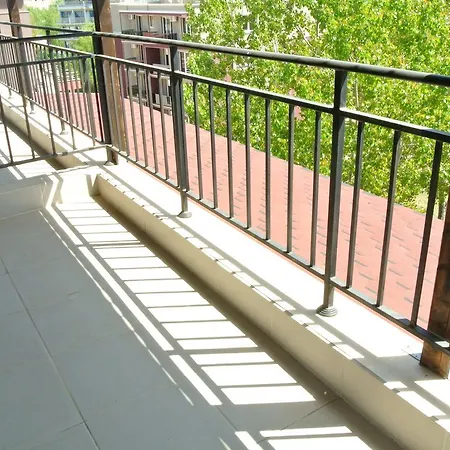 St. Sofia - Official Aparthotel 2*